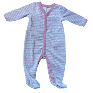 Baby Gap grey rose velour Footed One-Piece Pajamas 6-9 mo